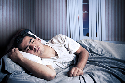 mansleepinginbed