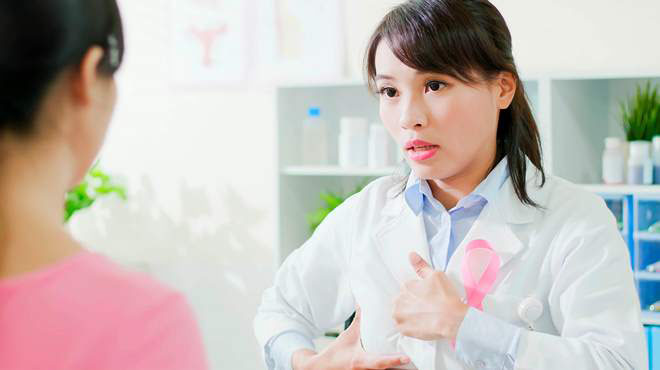 提供者讨论乳腺癌手术选择