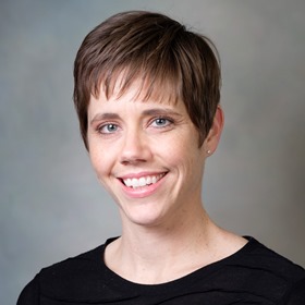 Laura Knudsen,R.D.N.,C.D.E.